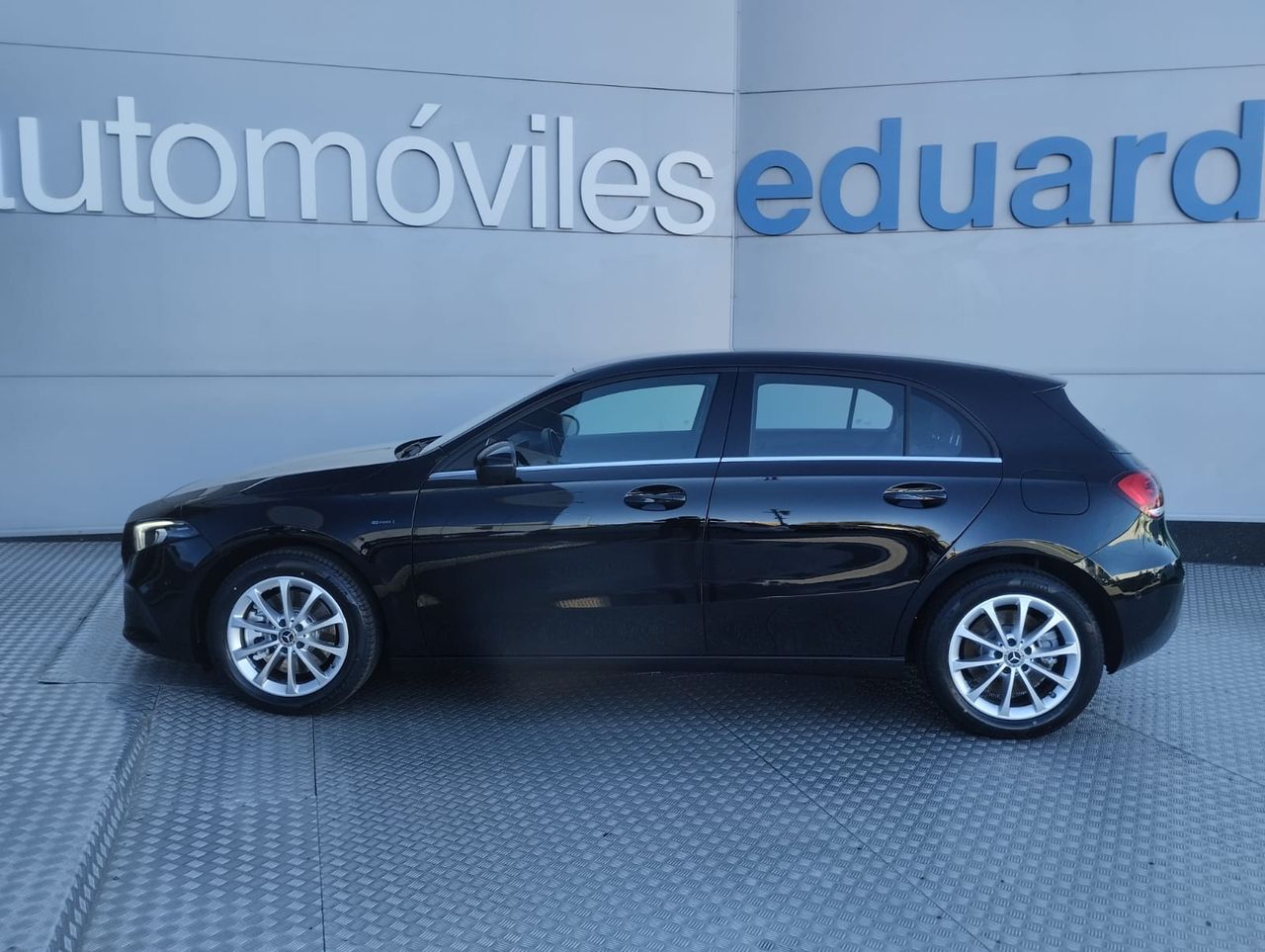 Mercedes Clase A A 250e EQ-POWER AUTO BUSINESS EXTRA - Foto 7