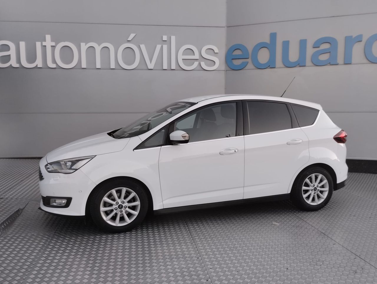Ford C Max C-MAX Titanium 1.5 TDCi 88 kW (120 CV) - Foto 4