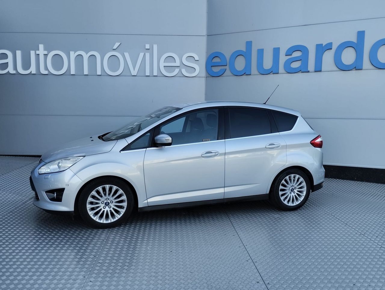 Ford C Max C-MAX Trend 1.0 EcoBoost Auto-Start-Stop 125 CV - Foto 4