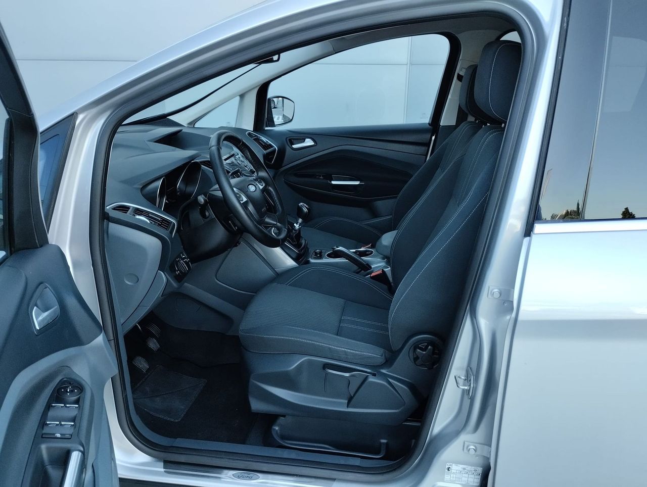 Ford C Max C-MAX Trend 1.0 EcoBoost Auto-Start-Stop 125 CV - Foto 9