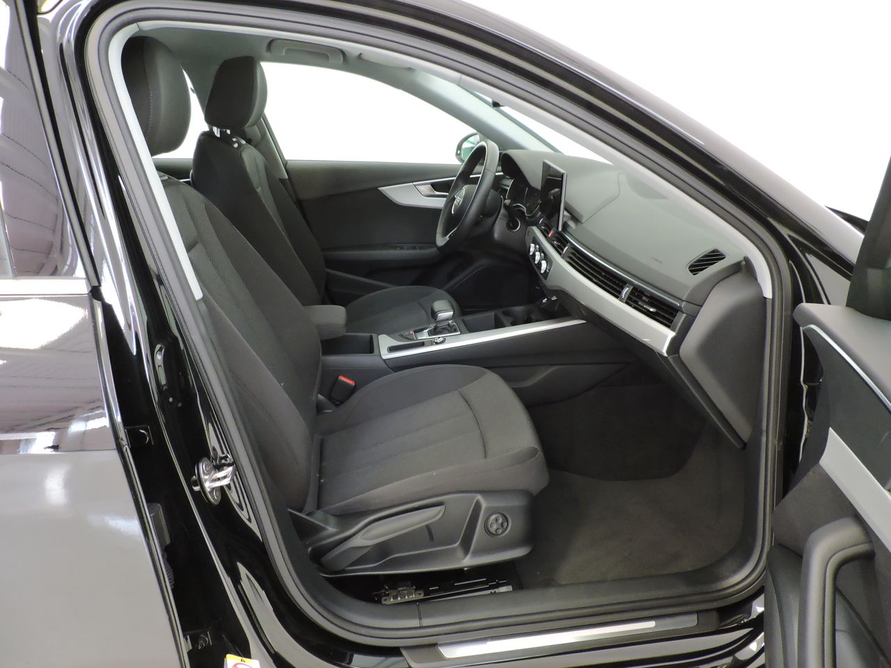 Audi A4 A4 Avant 30 TDI 136 S tronic Business line - Foto 10