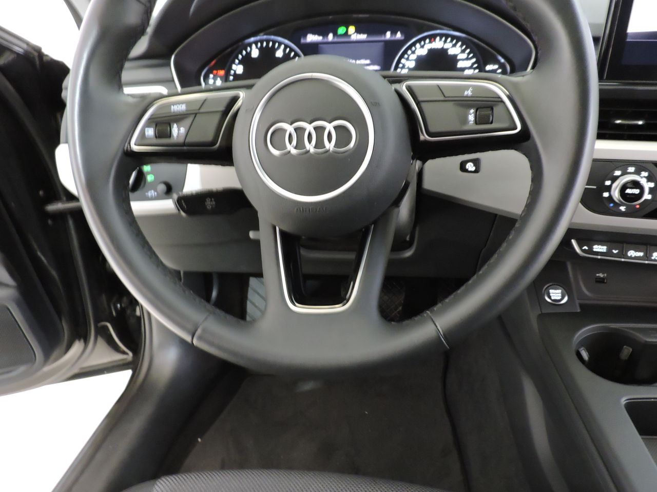 Audi A4 A4 Avant 30 TDI 136 S tronic Business line - Foto 12