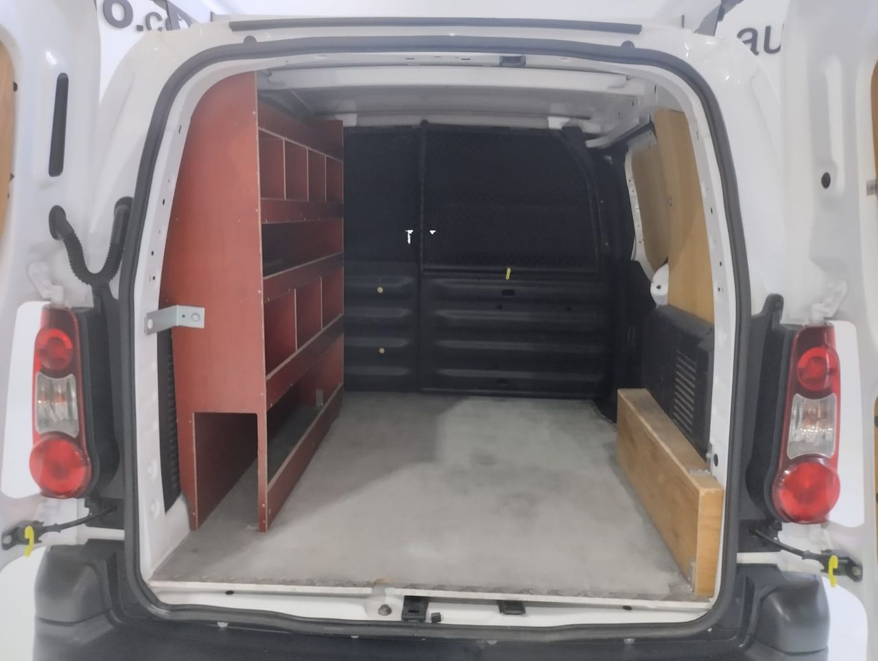 Peugeot Partner L1 PREMIUM PACK 1.6 HDI 100CV BVM5 E6 - Foto 11