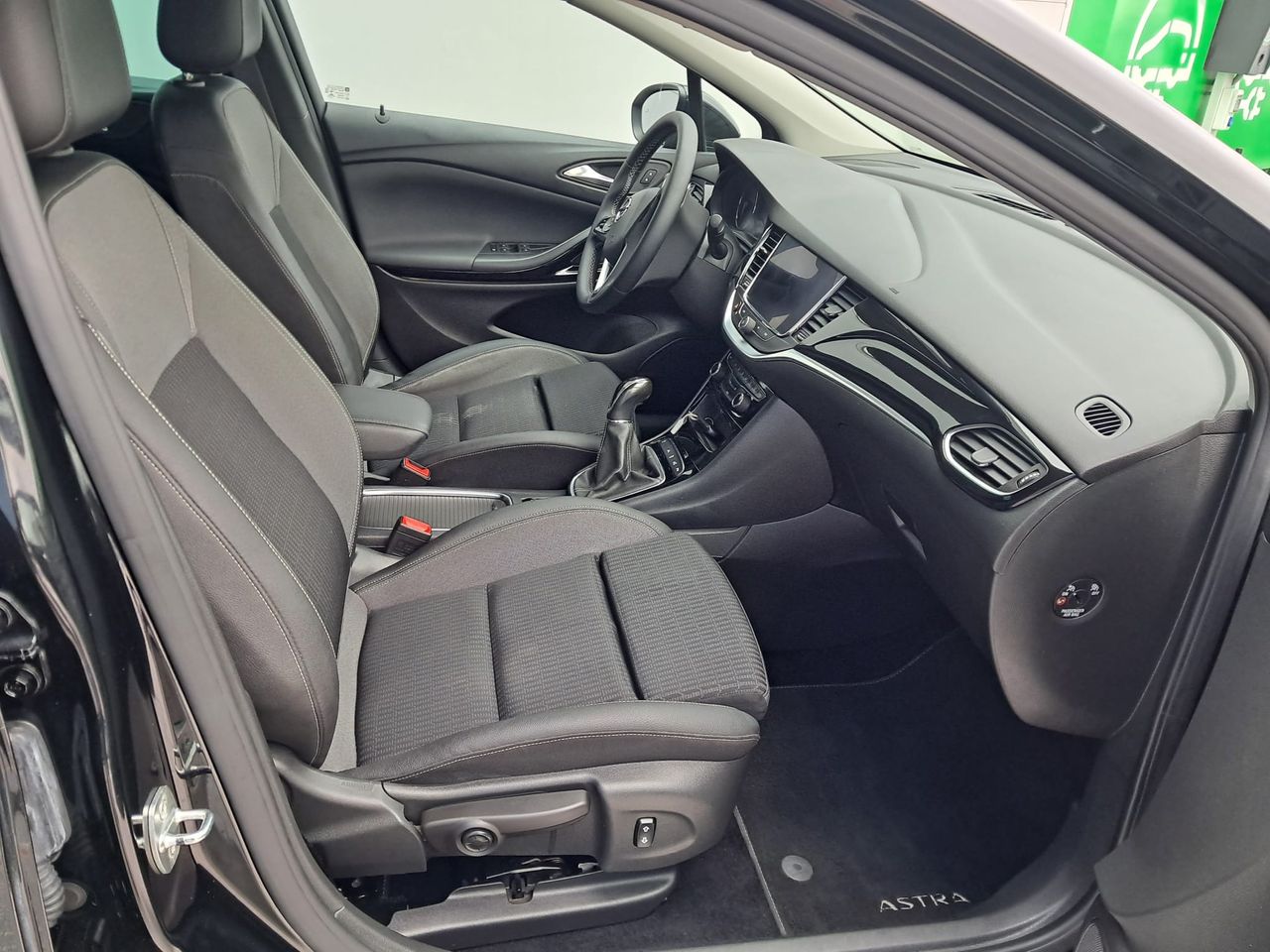 Opel Astra 5p Elegance 1.2 Turbo 107 kW (145 CV) - Foto 10