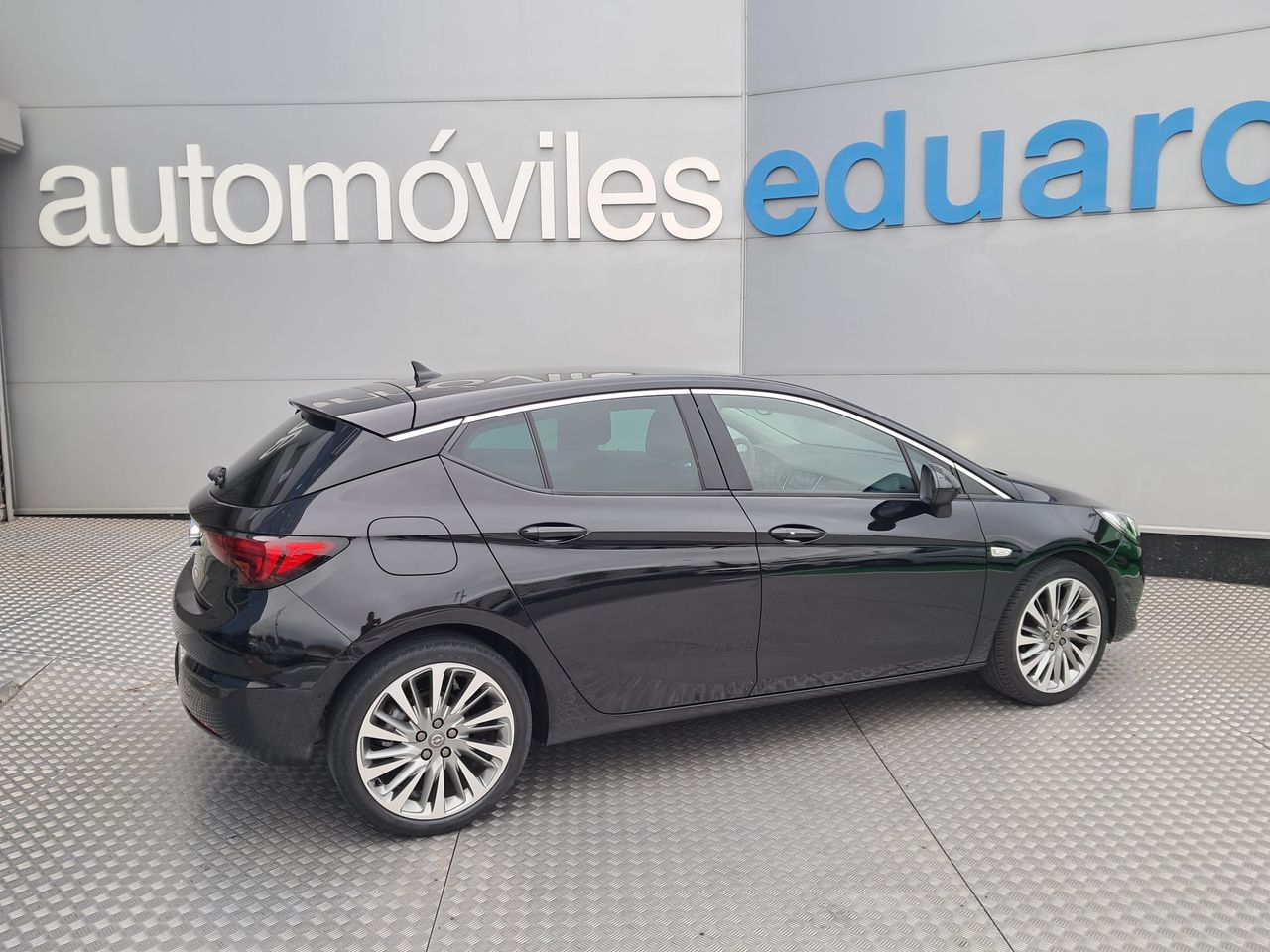 Opel Astra 5p Elegance 1.2 Turbo 107 kW (145 CV) - Foto 5