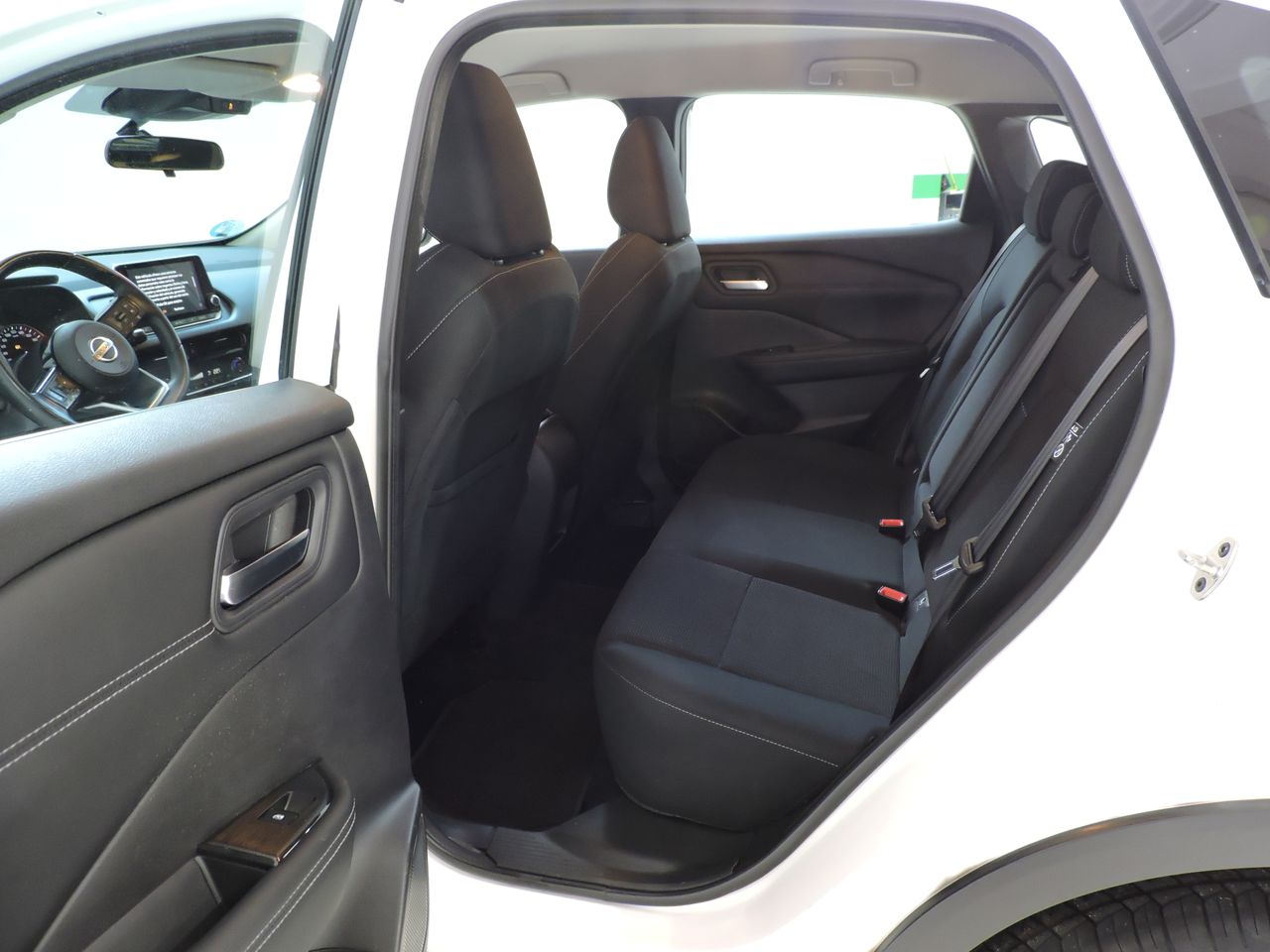 Nissan Qashqai DIG-T 103 kW (140 CV) mHEV 12V Acenta - Foto 9