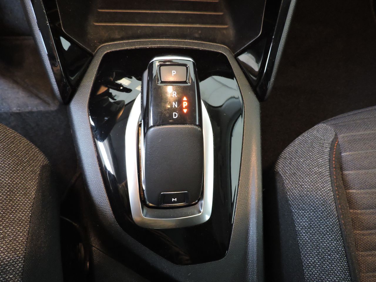 Peugeot 2008 2008 Active Business 1.5 HDi 130CV - Foto 10