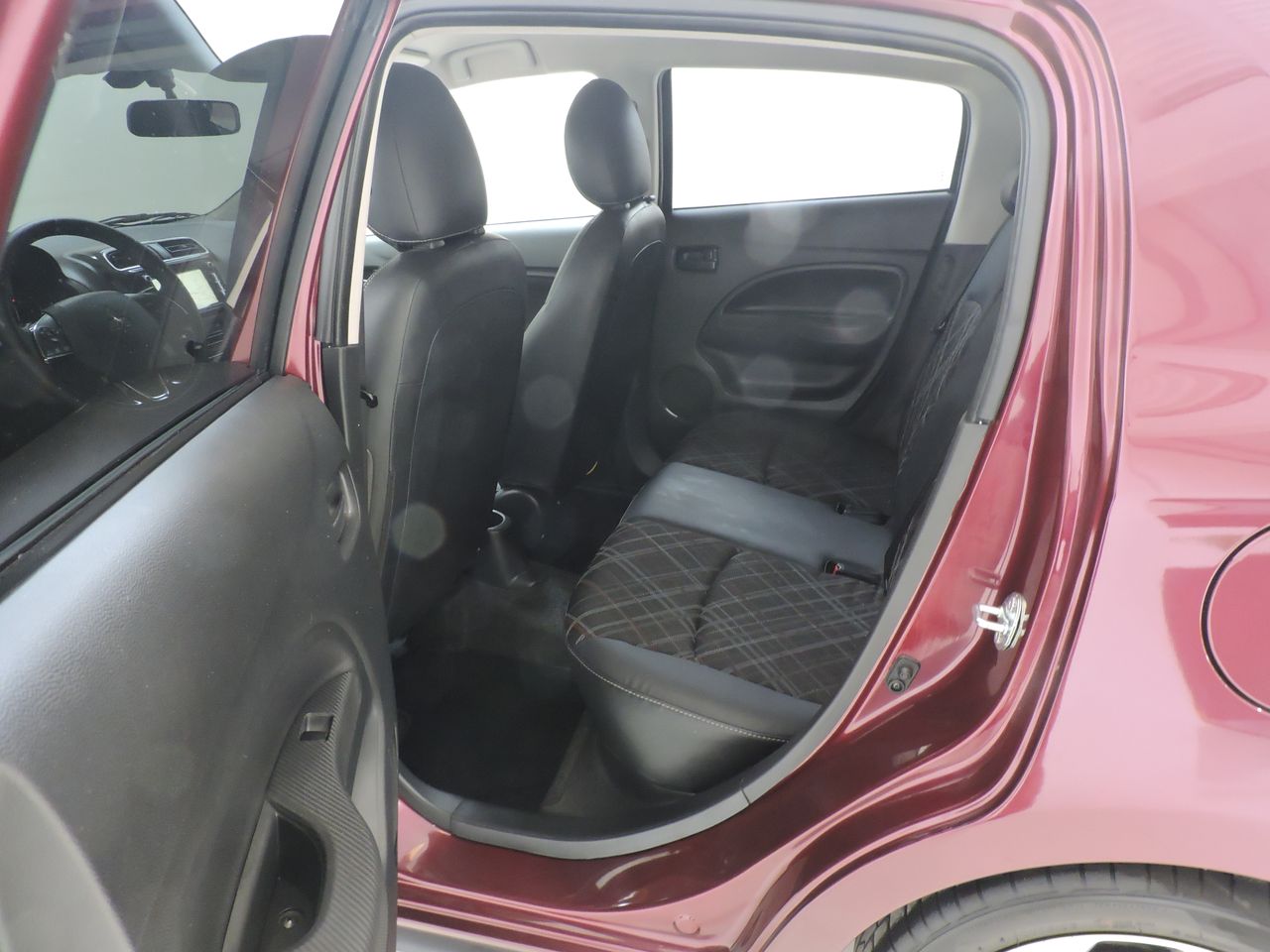 Mitsubishi Space Star 120 MPI Kaiteki 71cv 5p - Foto 13