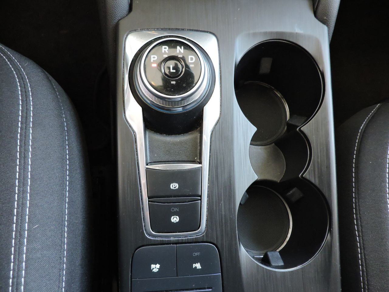 Ford Kuga KUGA 2.5 190 hybrid Flexifuel Pshift Titanium - Foto 15