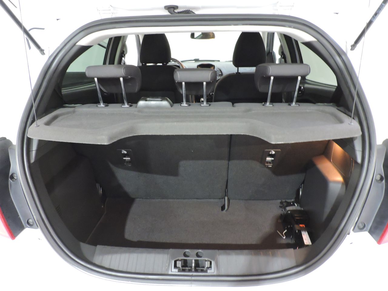 Ford Ka KA+ Ultimate 1.19 Ti-VCT 63 kW (85 CV) - Foto 12