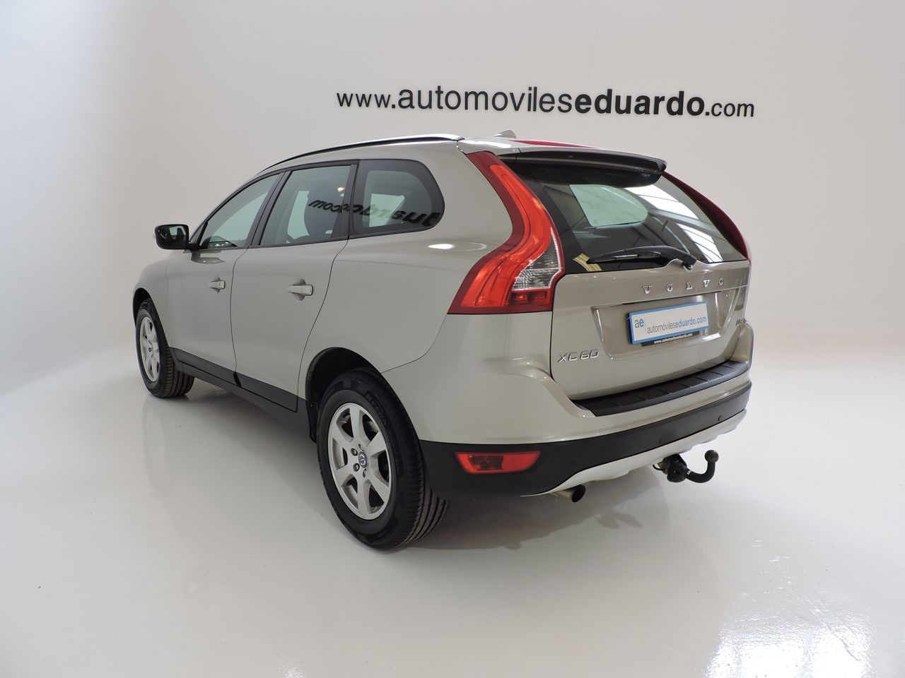 Volvo XC60 Kinetic D3 Aut. - Foto 7