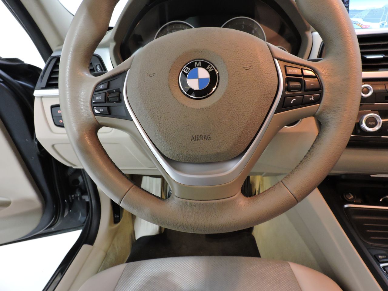 BMW Serie 3 320d Berlina - Foto 9