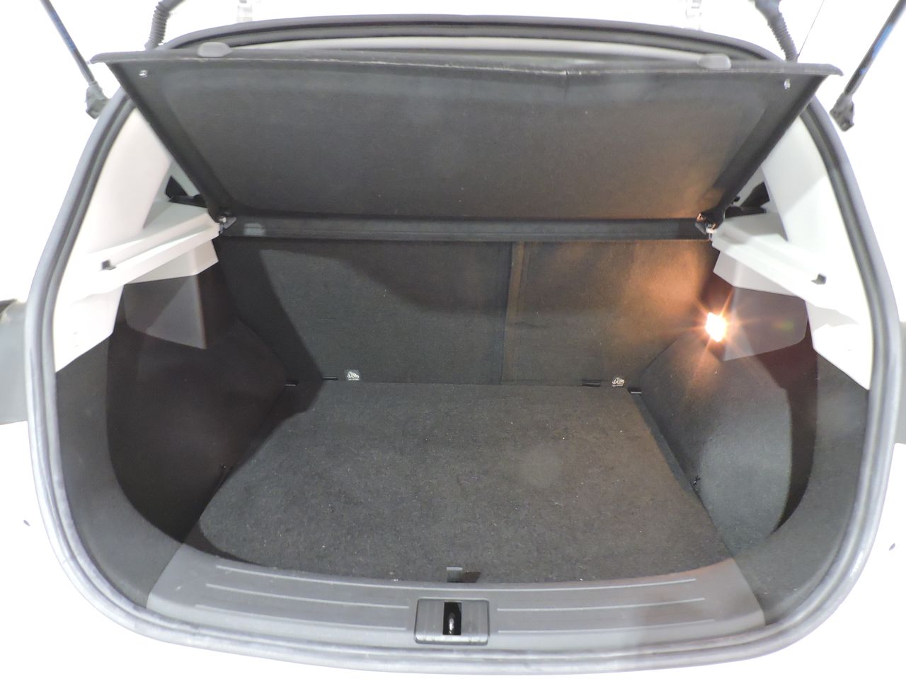 MG ZS EV ZS EV Luxury 5p - Foto 17