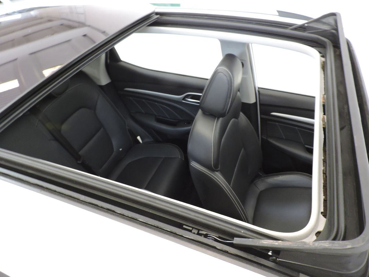 MG ZS EV ZS EV Luxury 5p - Foto 16