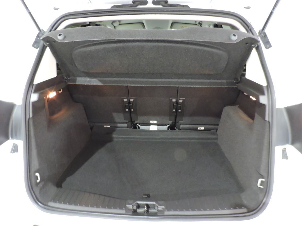 Ford C Max C-MAX Trend+ 1.0 Ecoboost Auto-Start-Stop 92 kW (125 CV) - Foto 12