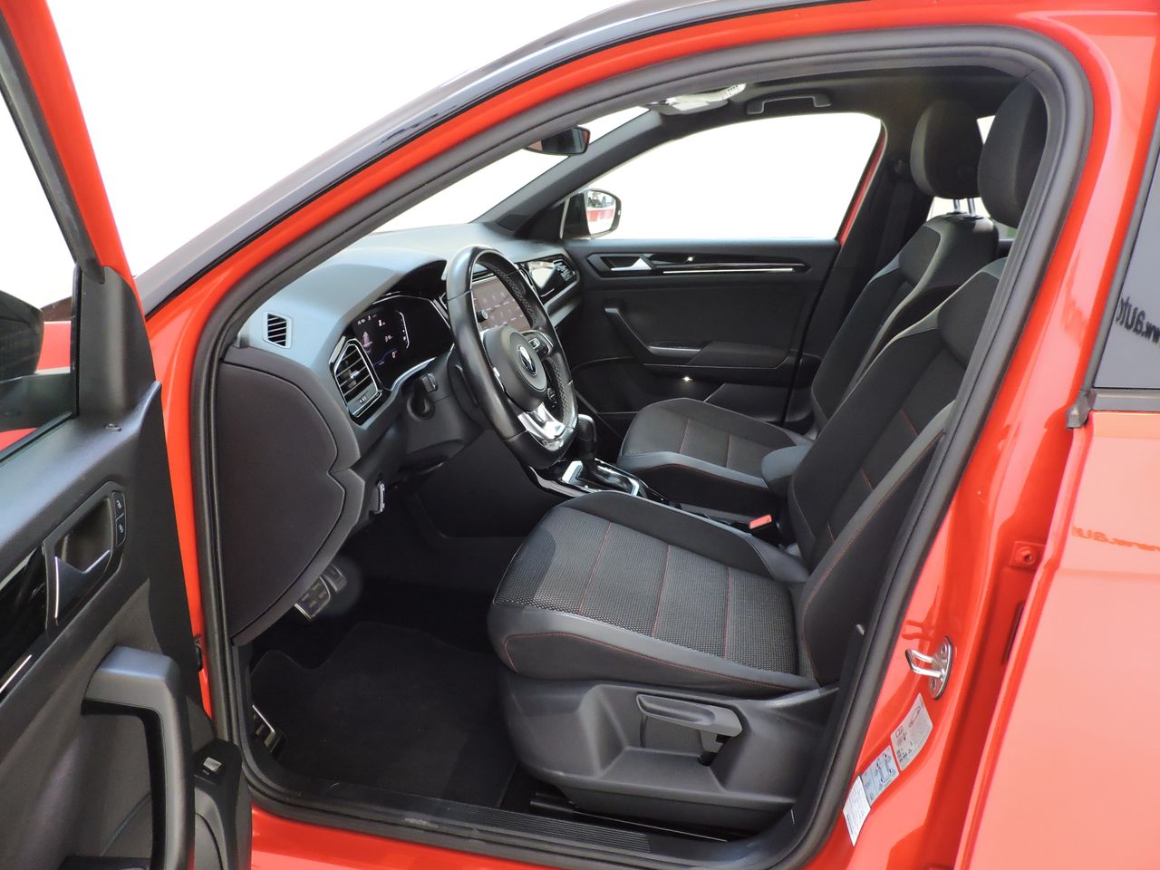 Volkswagen T-Roc Sport 1.5 TSI 110 kW (150 CV) DSG 7 vel. - Foto 9