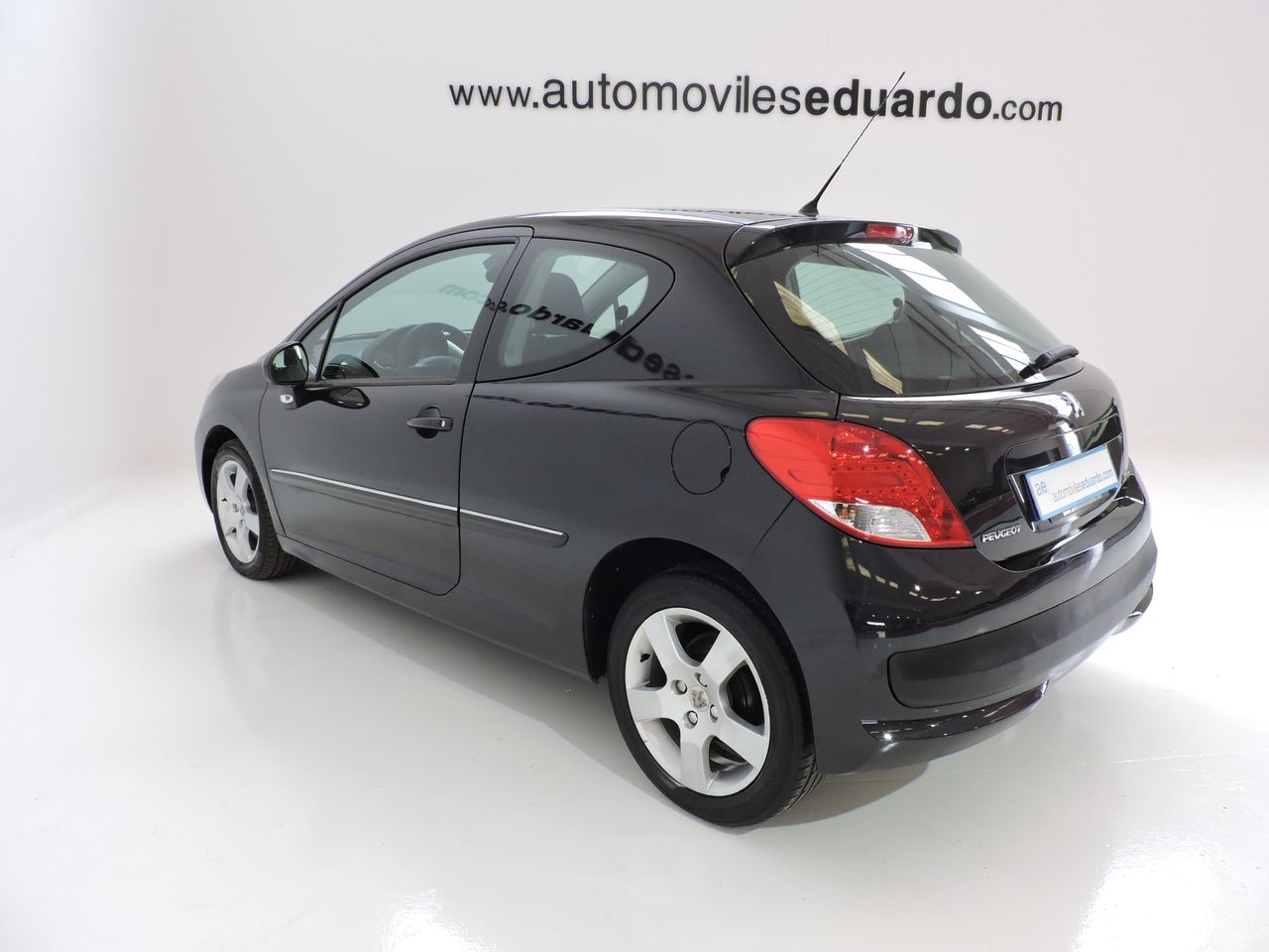 Peugeot 207 3p Active 1.6 HDi 92 FAP - Foto 7