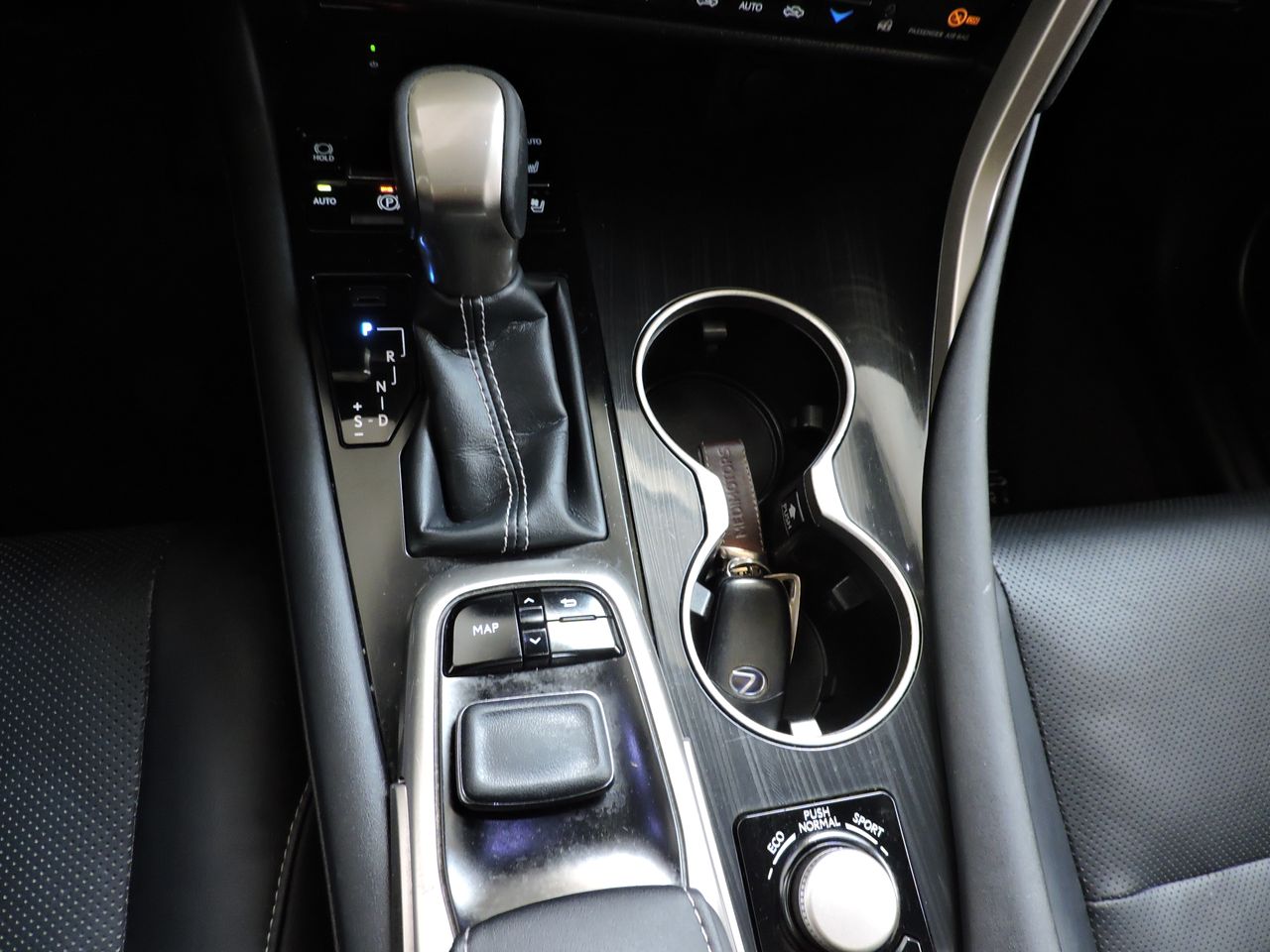 Lexus RX 450h L Executive - Foto 16