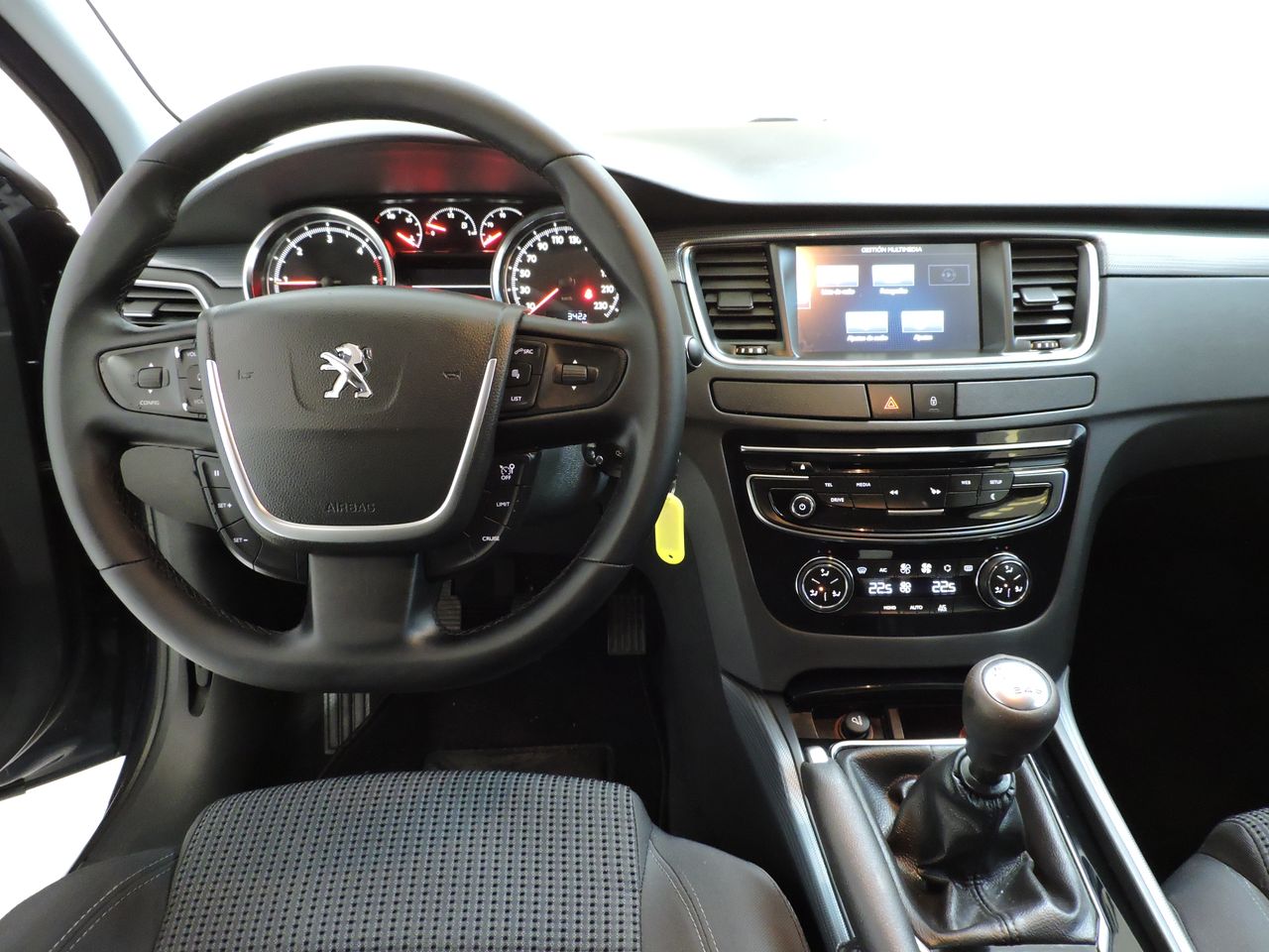 Peugeot 508 4p Active 2.0 HDi 140 - Foto 8