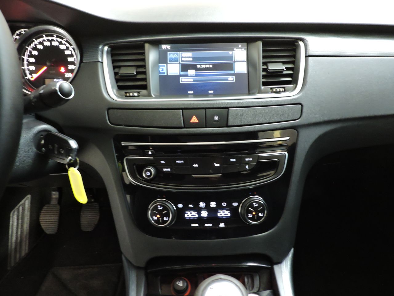 Peugeot 508 4p Active 2.0 HDi 140 - Foto 12