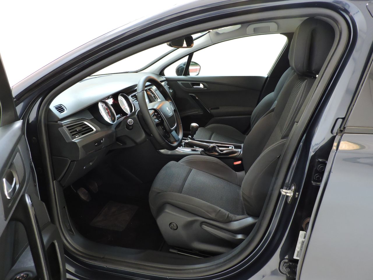 Peugeot 508 4p Active 2.0 HDi 140 - Foto 9