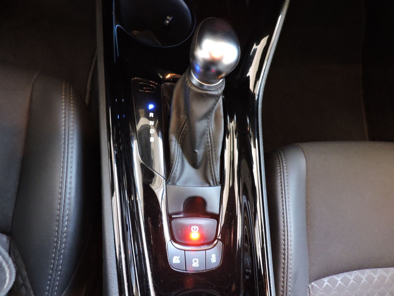 Toyota C-HR 1.8H 122 EDITION - Foto 10