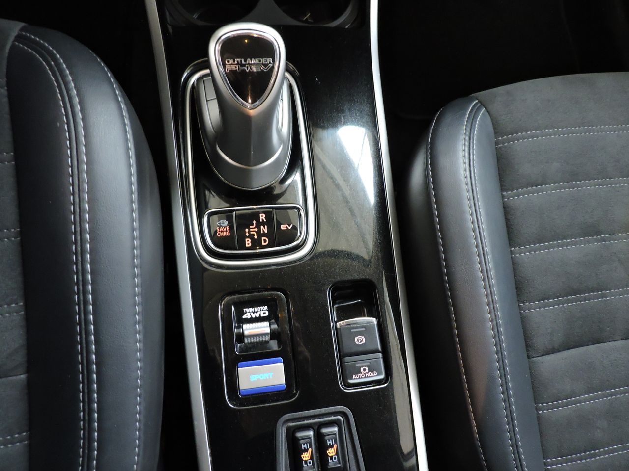 Mitsubishi Outlander 2.4 PHEV MOTION AUTO 4WD - Foto 15