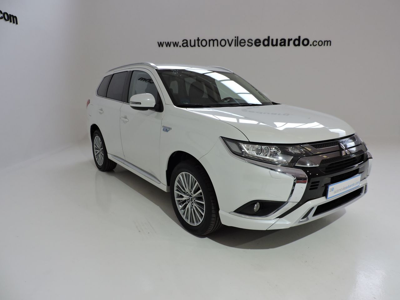 Mitsubishi Outlander 2.4 PHEV MOTION AUTO 4WD - Foto 4