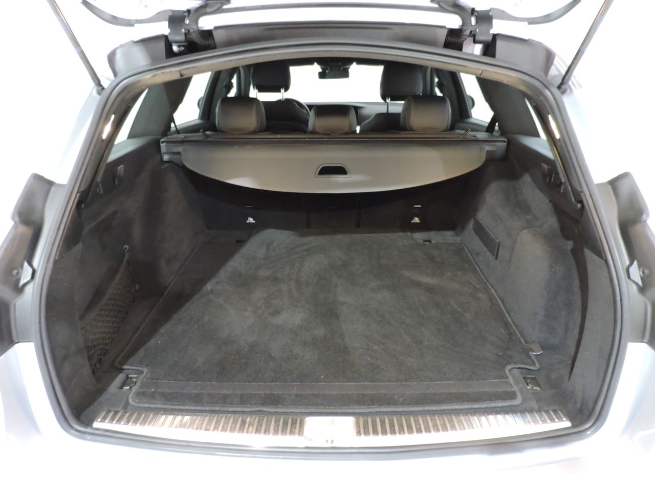 Mercedes Clase E E 200d Estate 9G-DCT Business Solution 5p - Foto 16