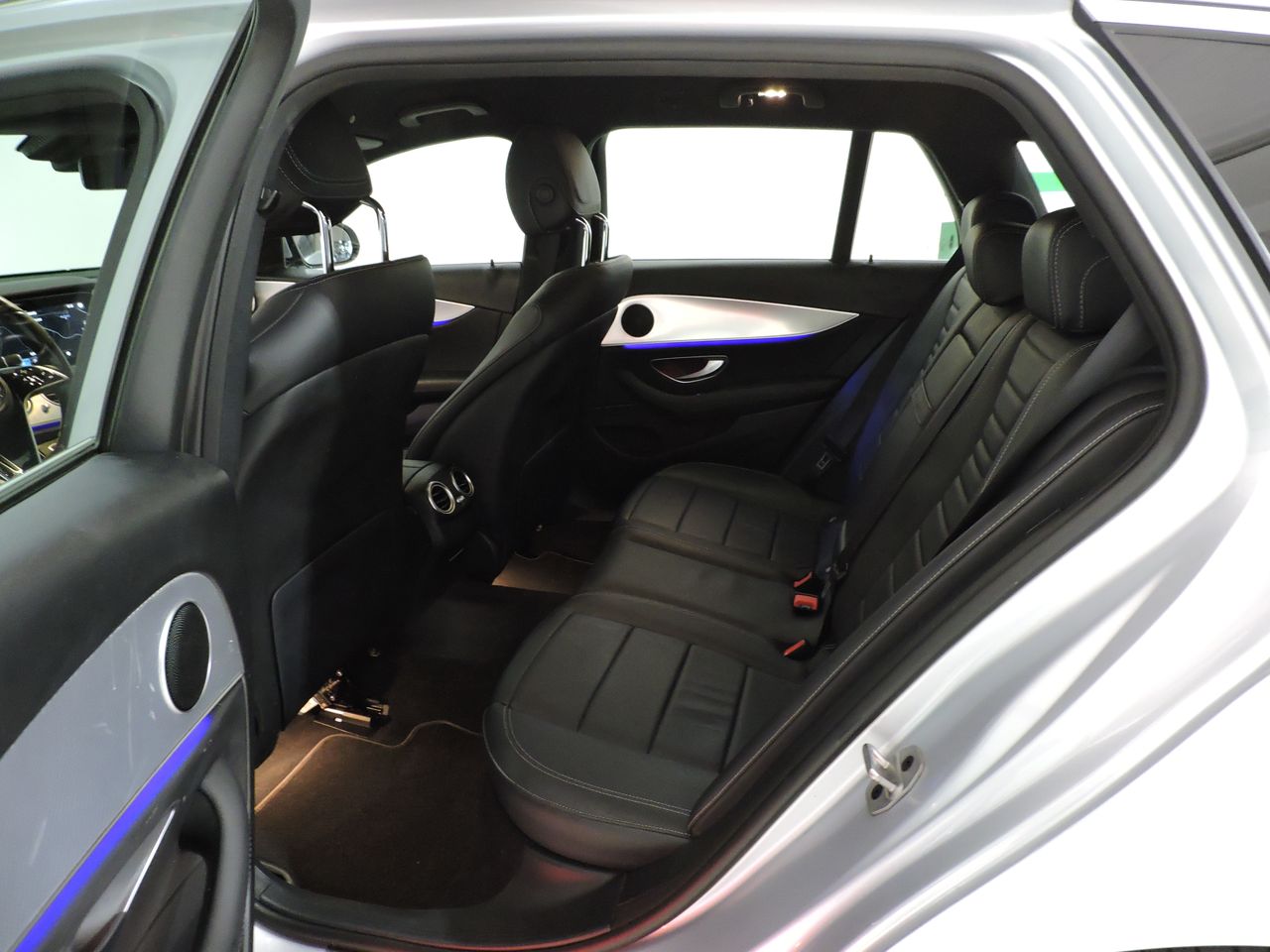 Mercedes Clase E E 200d Estate 9G-DCT Business Solution 5p - Foto 15