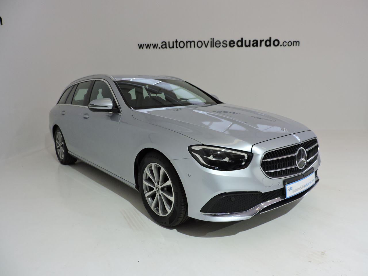 Mercedes Clase E E 200d Estate 9G-DCT Business Solution 5p - Foto 4