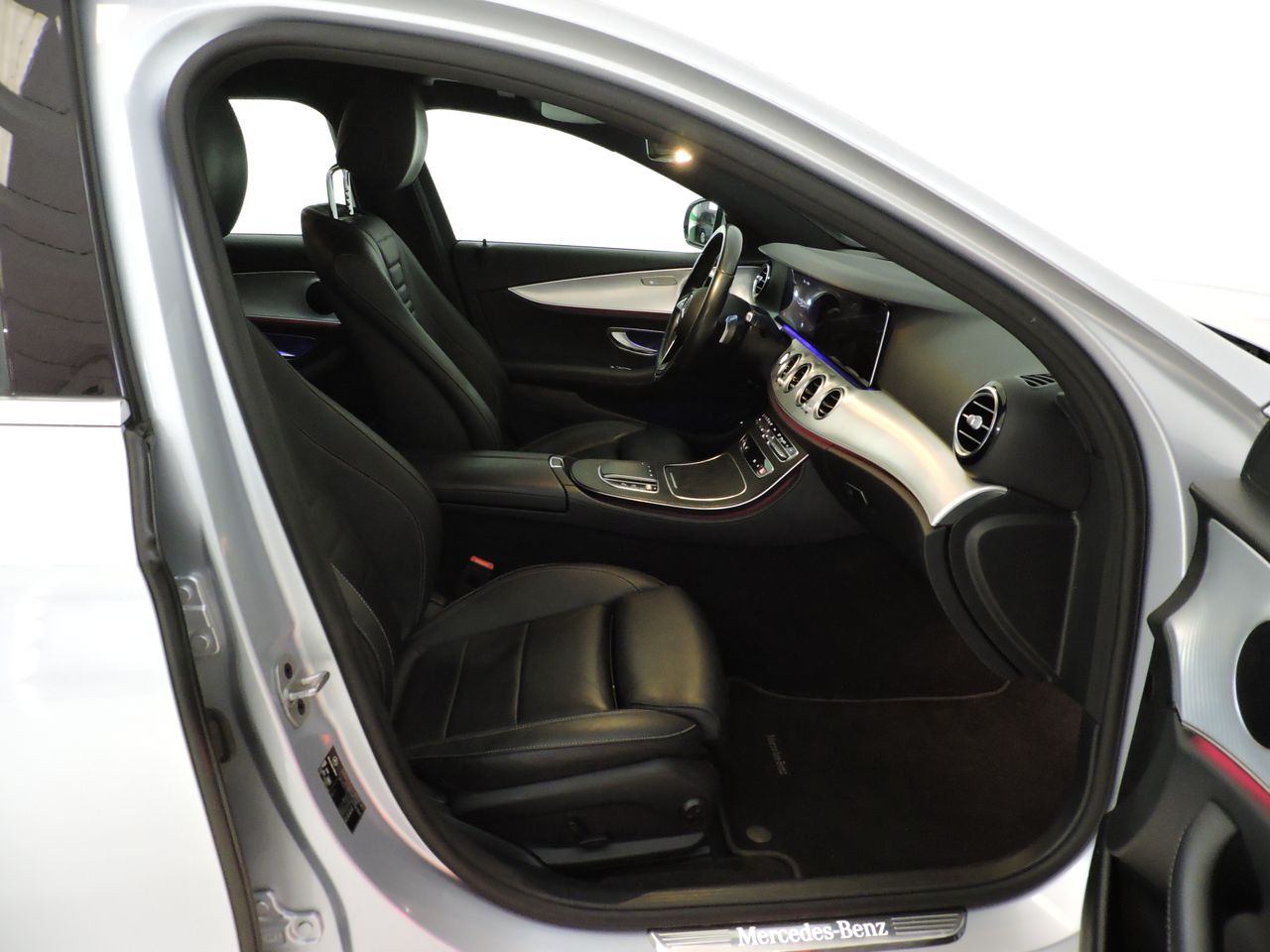 Mercedes Clase E E 200d Estate 9G-DCT Business Solution 5p - Foto 14