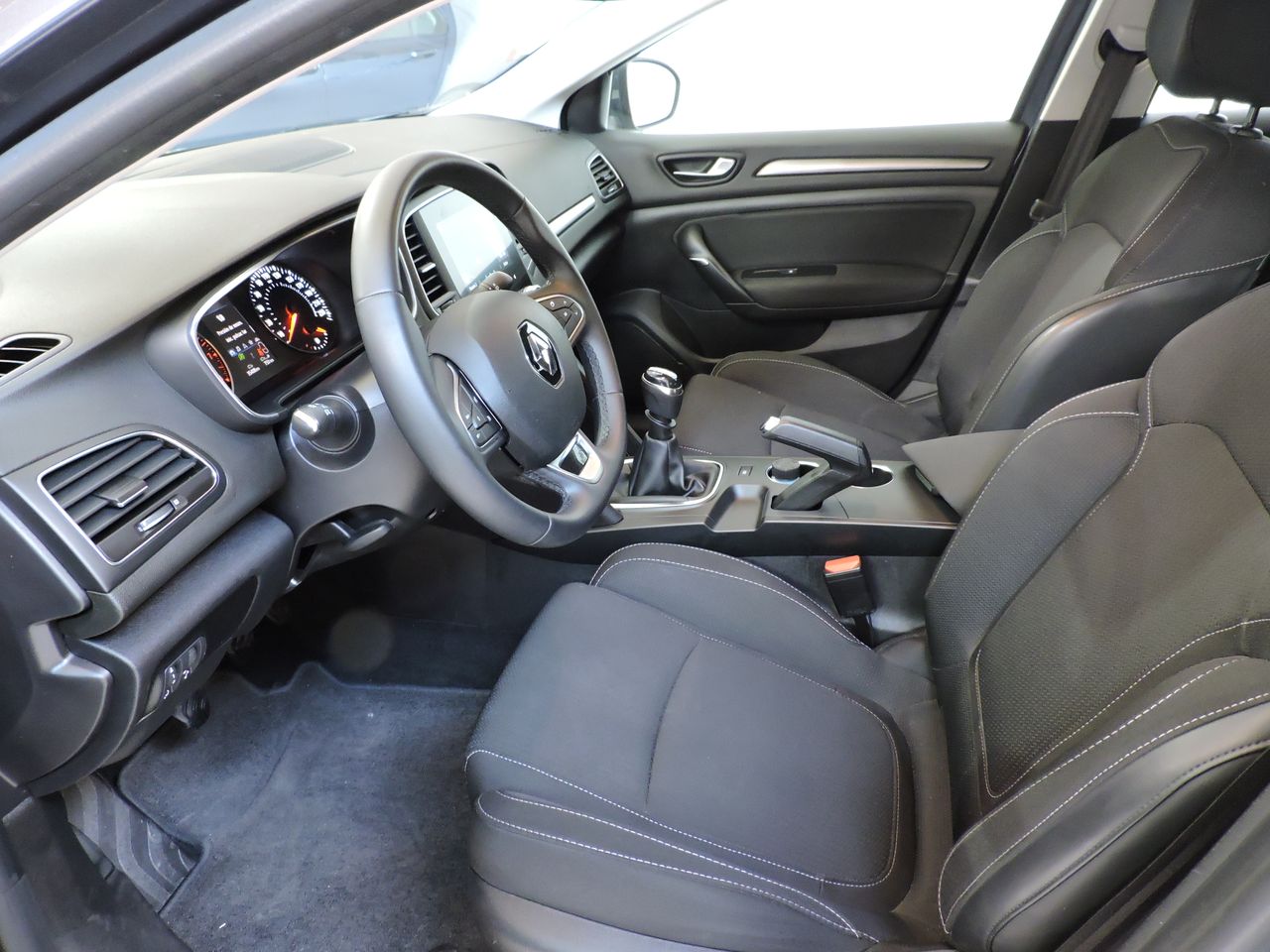 Renault Megane MEGANE IV 1.0 TCe 115CV Business - Foto 9