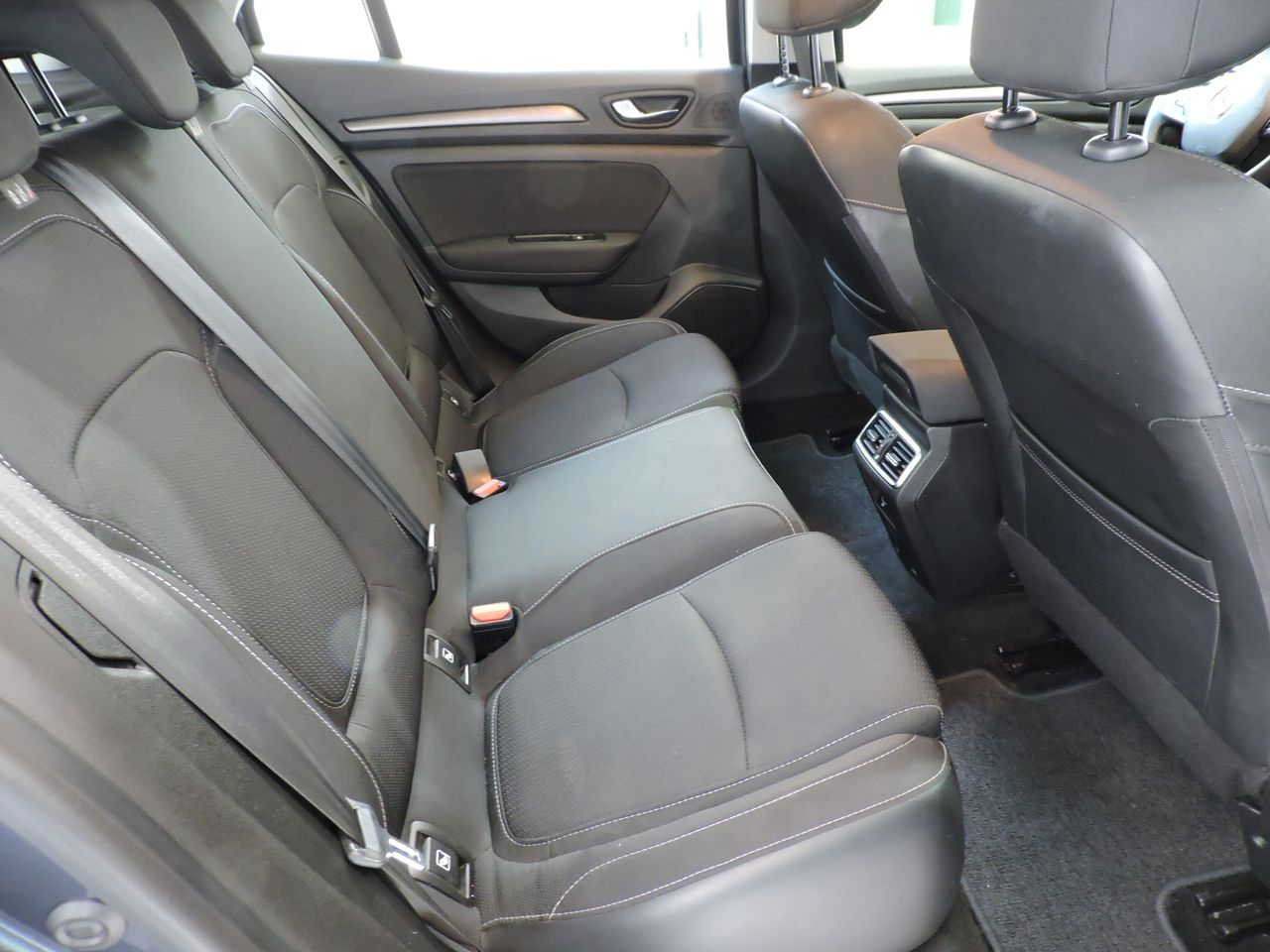 Renault Megane MEGANE IV 1.0 TCe 115CV Business - Foto 12