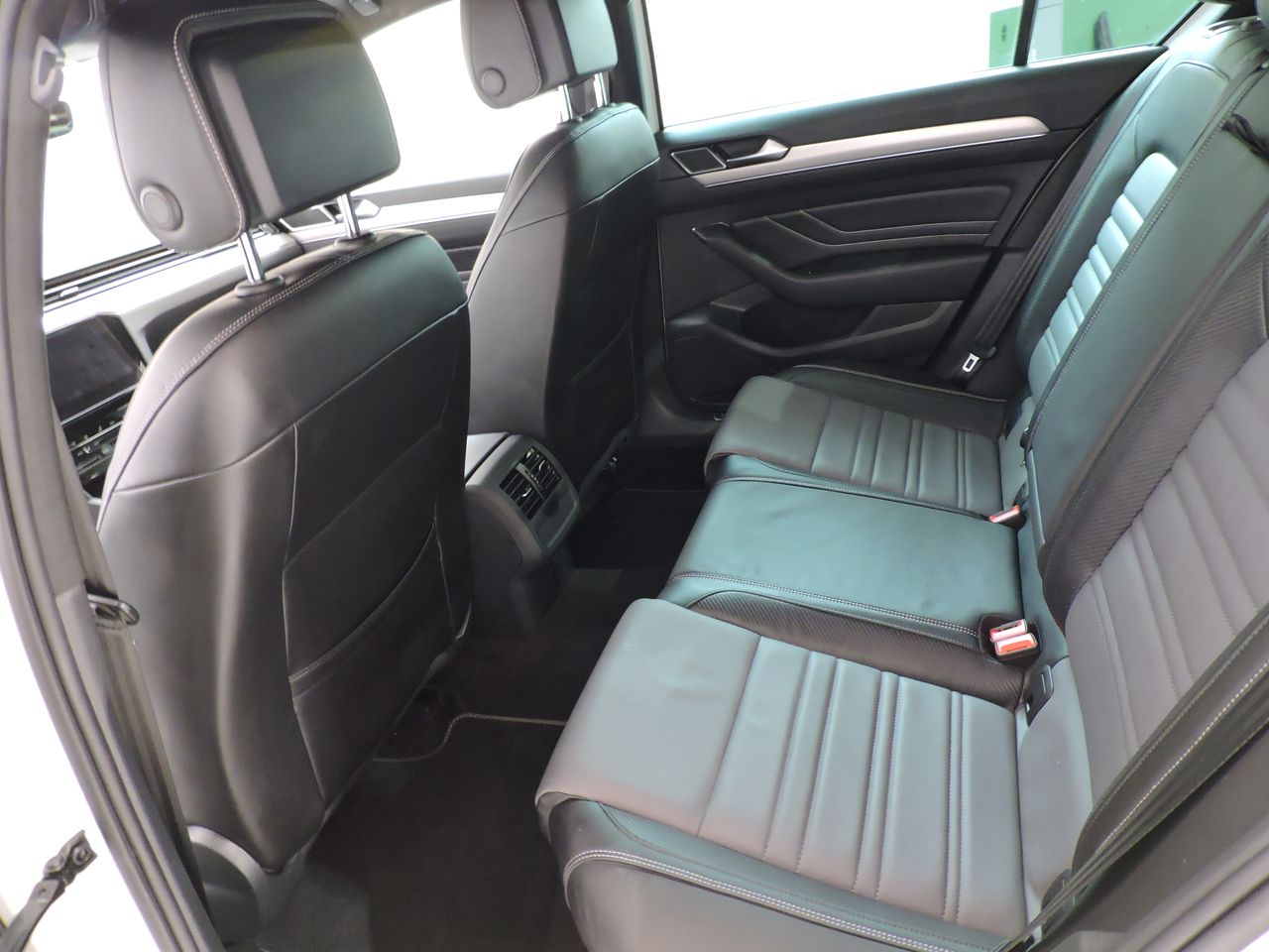Volkswagen Passat PASSAT 2.0TDI R-Line 150CV 4p - Foto 11