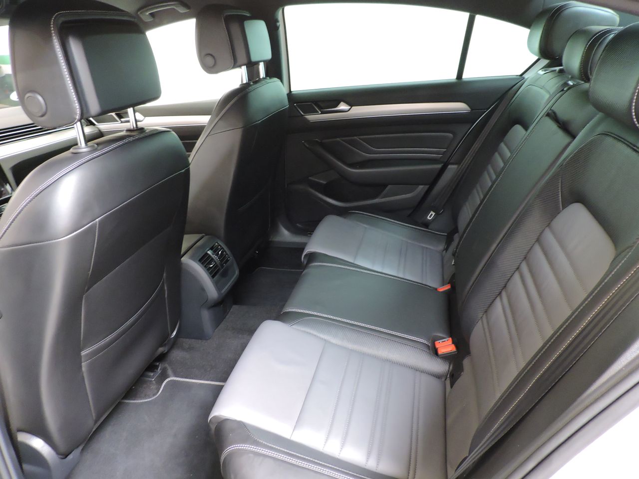 Volkswagen Passat PASSAT 2.0TDI R-Line 150CV 4p - Foto 13