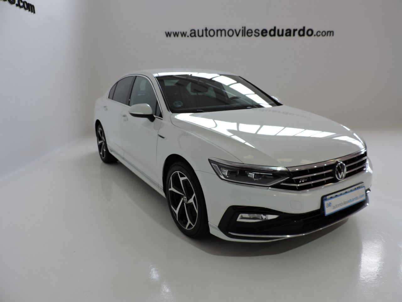 Volkswagen Passat PASSAT 2.0TDI R-Line 150CV 4p - Foto 4