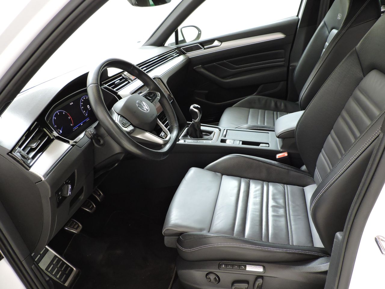 Volkswagen Passat PASSAT 2.0TDI R-Line 150CV 4p - Foto 9