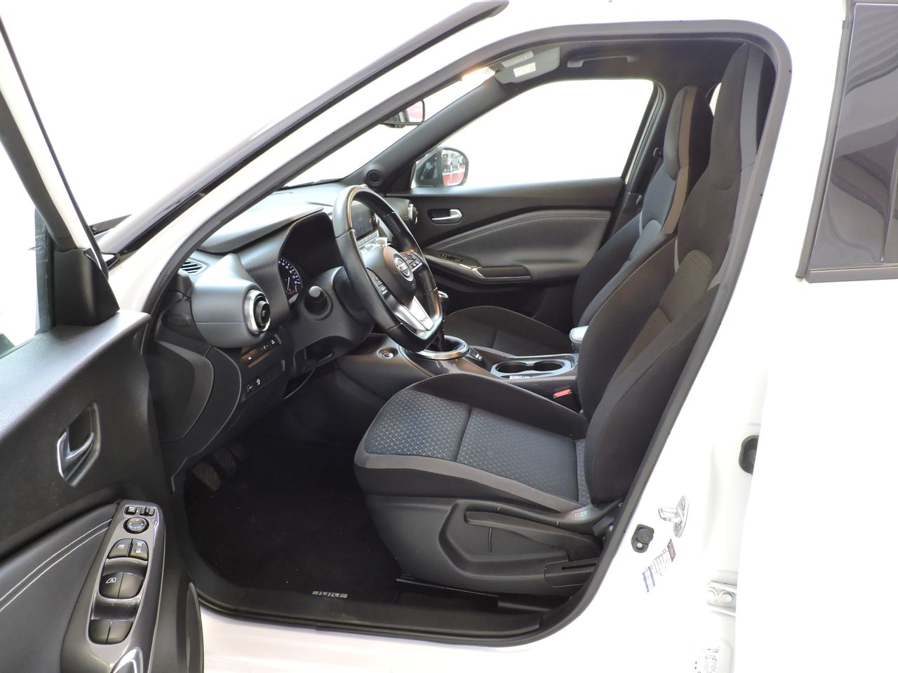 Nissan Juke CROSSOVER 1.0 DIG-T 114 N-CONNECTA - Foto 9