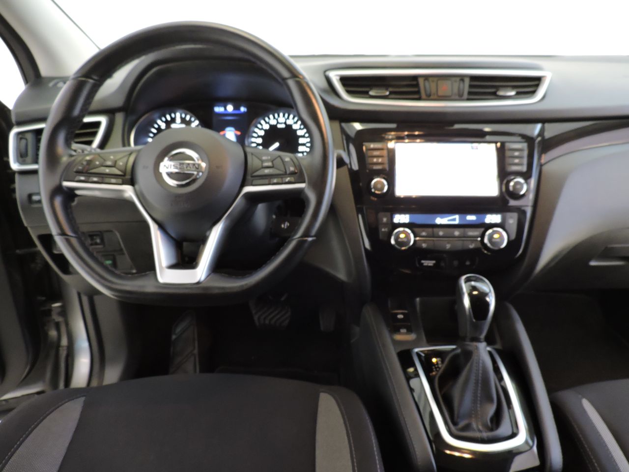 Nissan Qashqai 1.5 DCI 115 DCT Business Edition - Foto 8