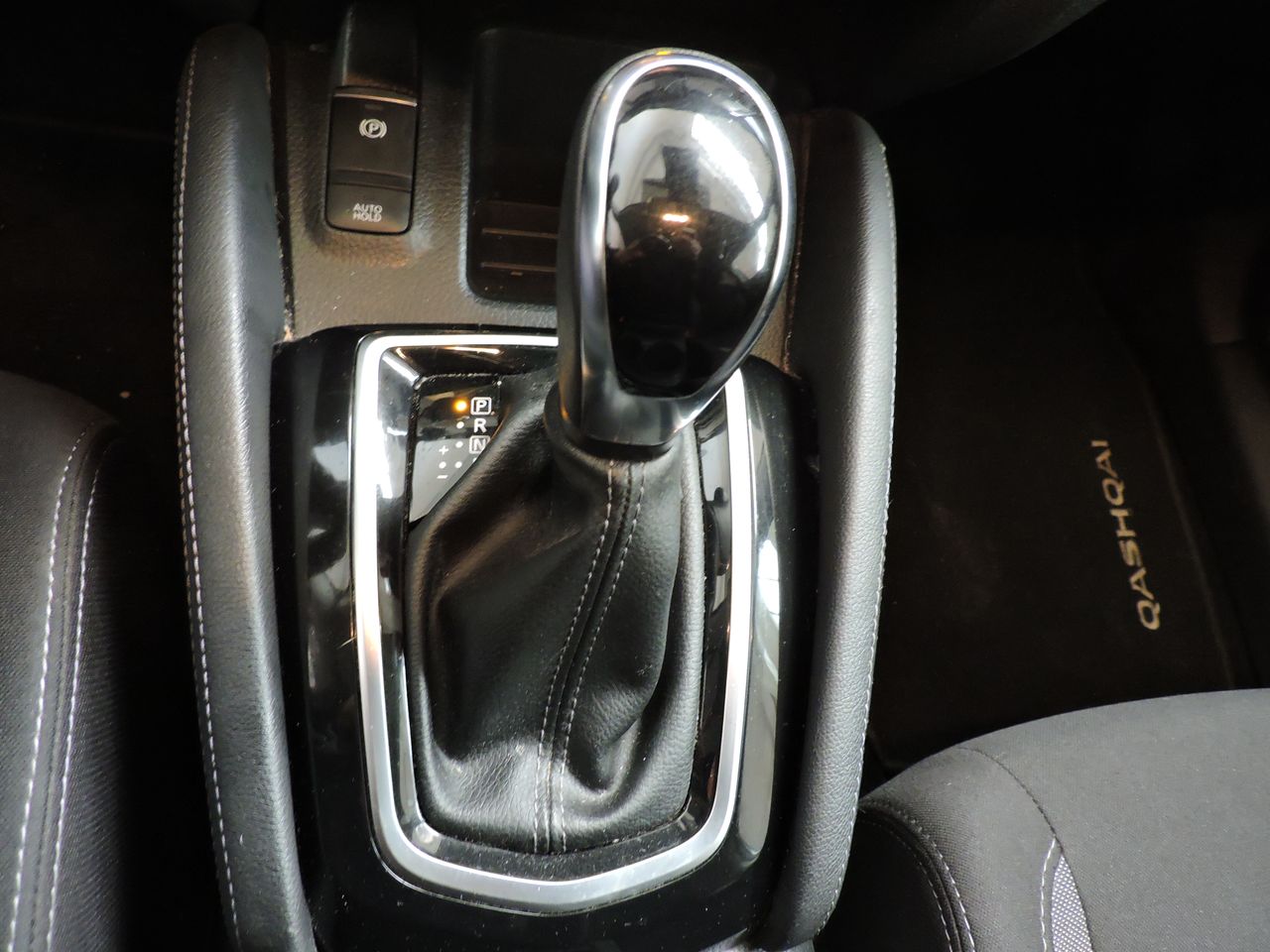 Nissan Qashqai 1.5 DCI 115 DCT Business Edition - Foto 15