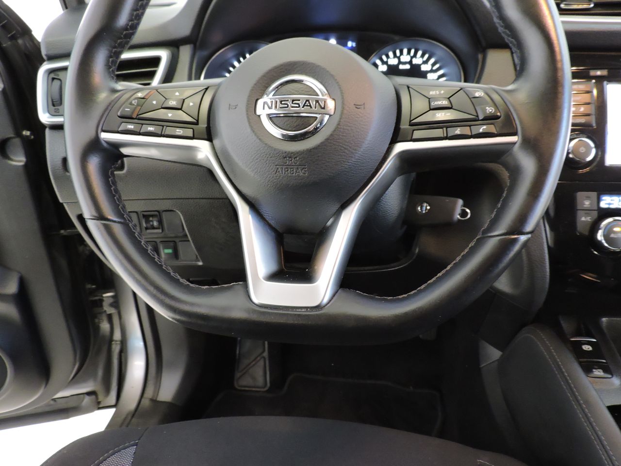 Nissan Qashqai 1.5 DCI 115 DCT Business Edition - Foto 12