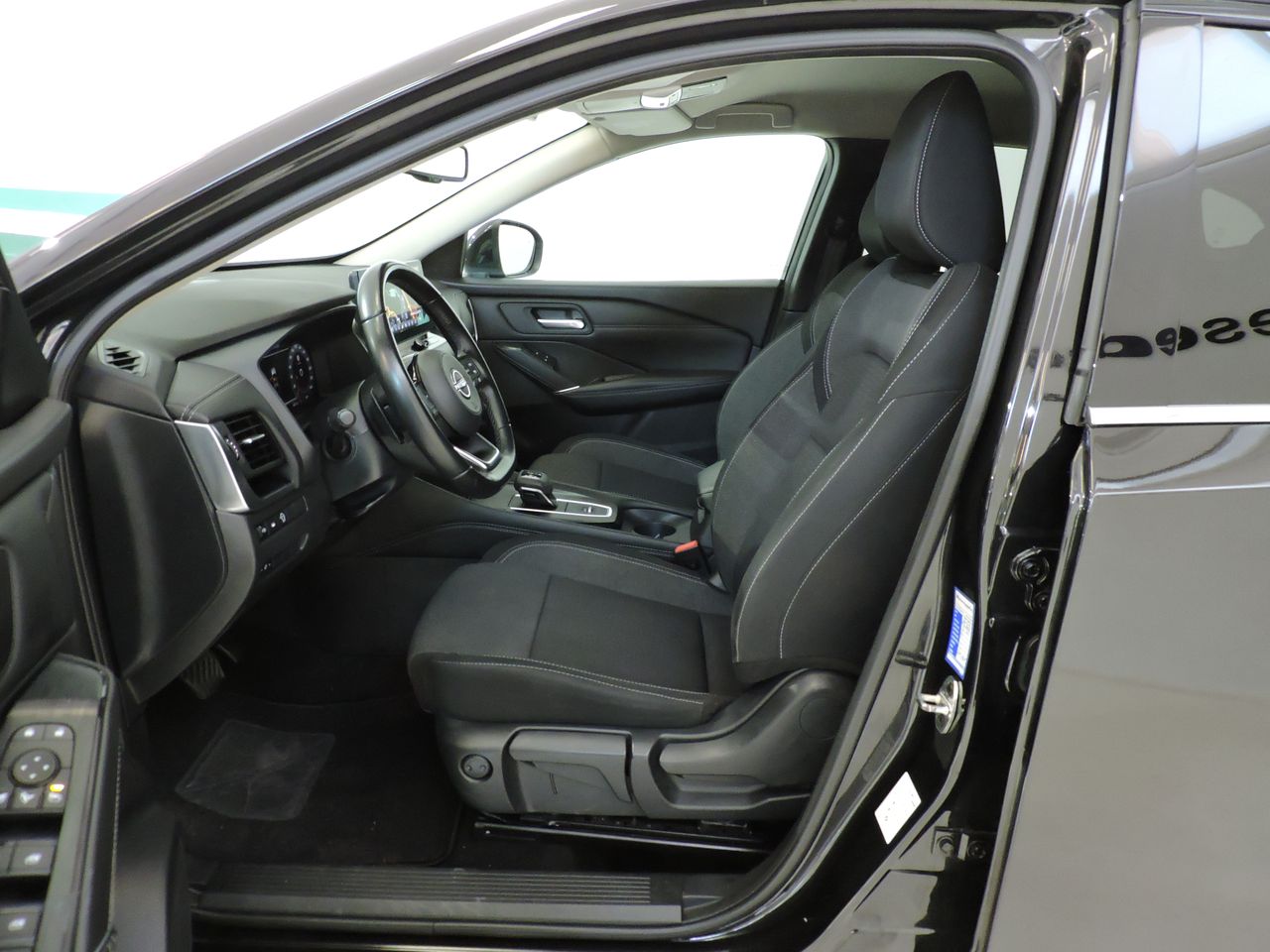 Nissan Qashqai 1.3 MHEV N-CONNECTA XTRONIC - Foto 9