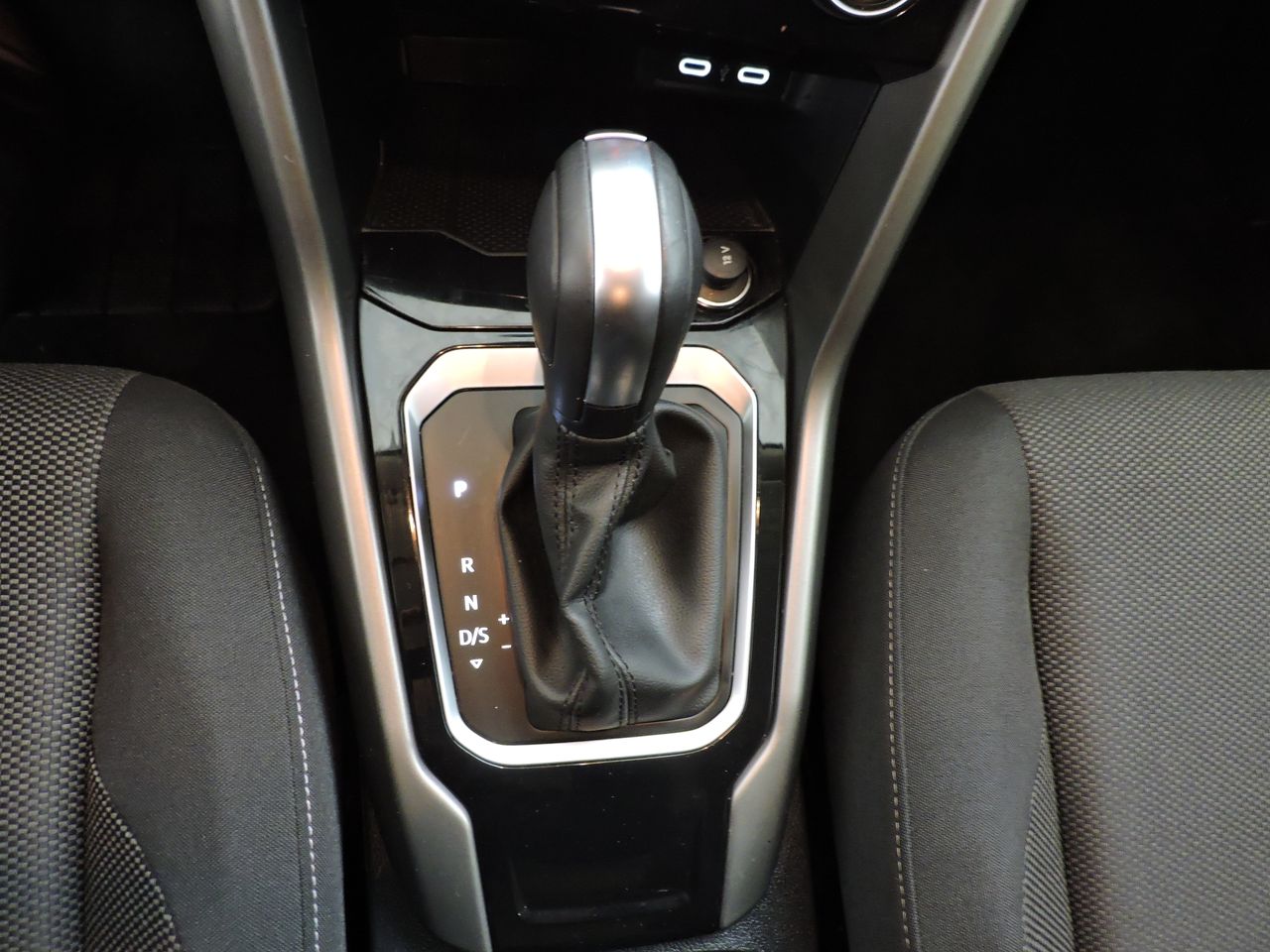 Volkswagen T-Roc Advance 1.5 TSI 110 kW (150 CV) DSG 7 vel. - Foto 14