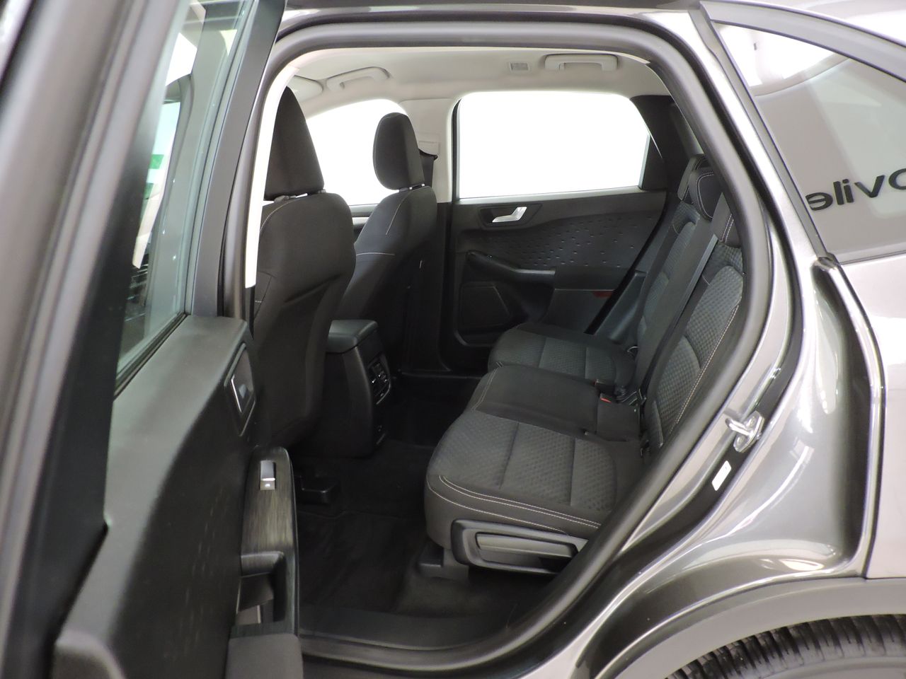 Ford Kuga 1.5 ECOBLUE 120CV 2WD CONNECT AUTO - Foto 11