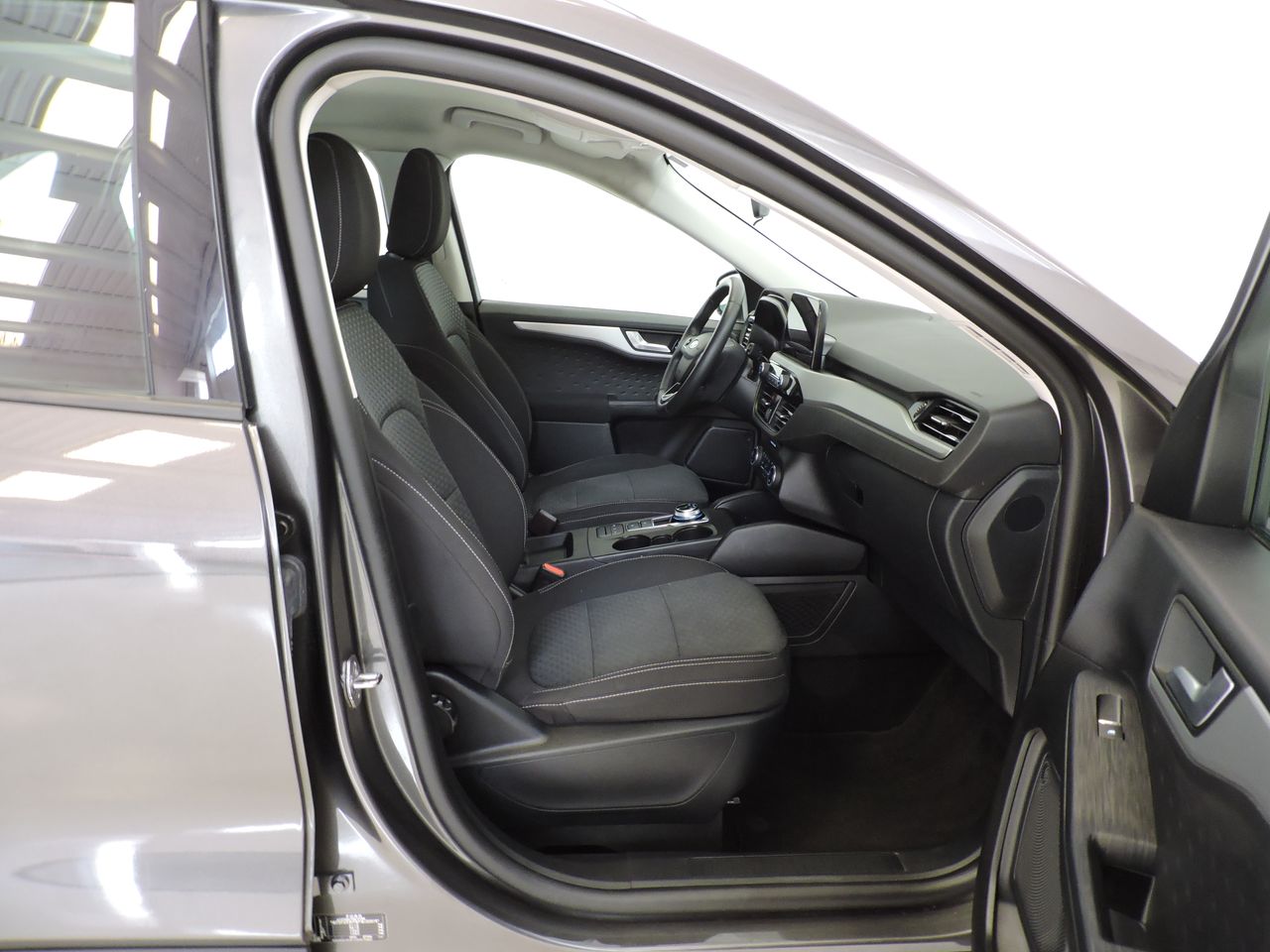 Ford Kuga 1.5 ECOBLUE 120CV 2WD CONNECT AUTO - Foto 10