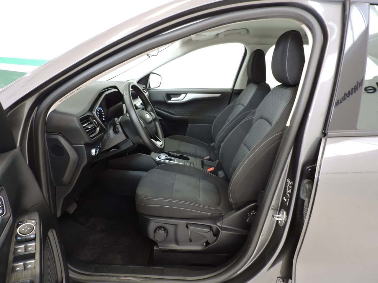 Ford Kuga 1.5 ECOBLUE 120CV 2WD CONNECT AUTO - Foto 9