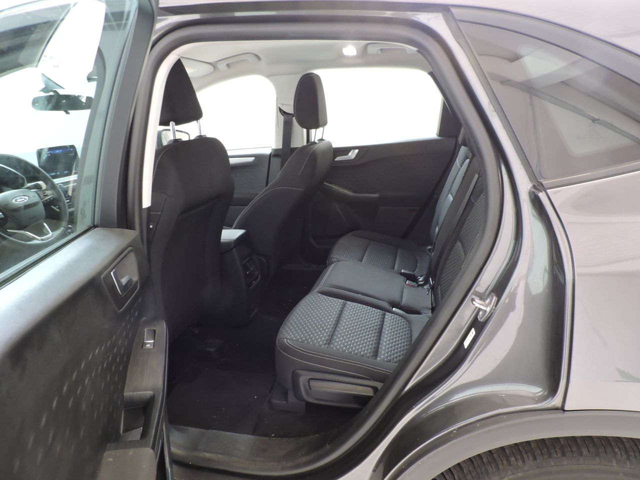 Ford Kuga 1.5 ECOBLUE 120CV 2WD CONNECT AUTO - Foto 11