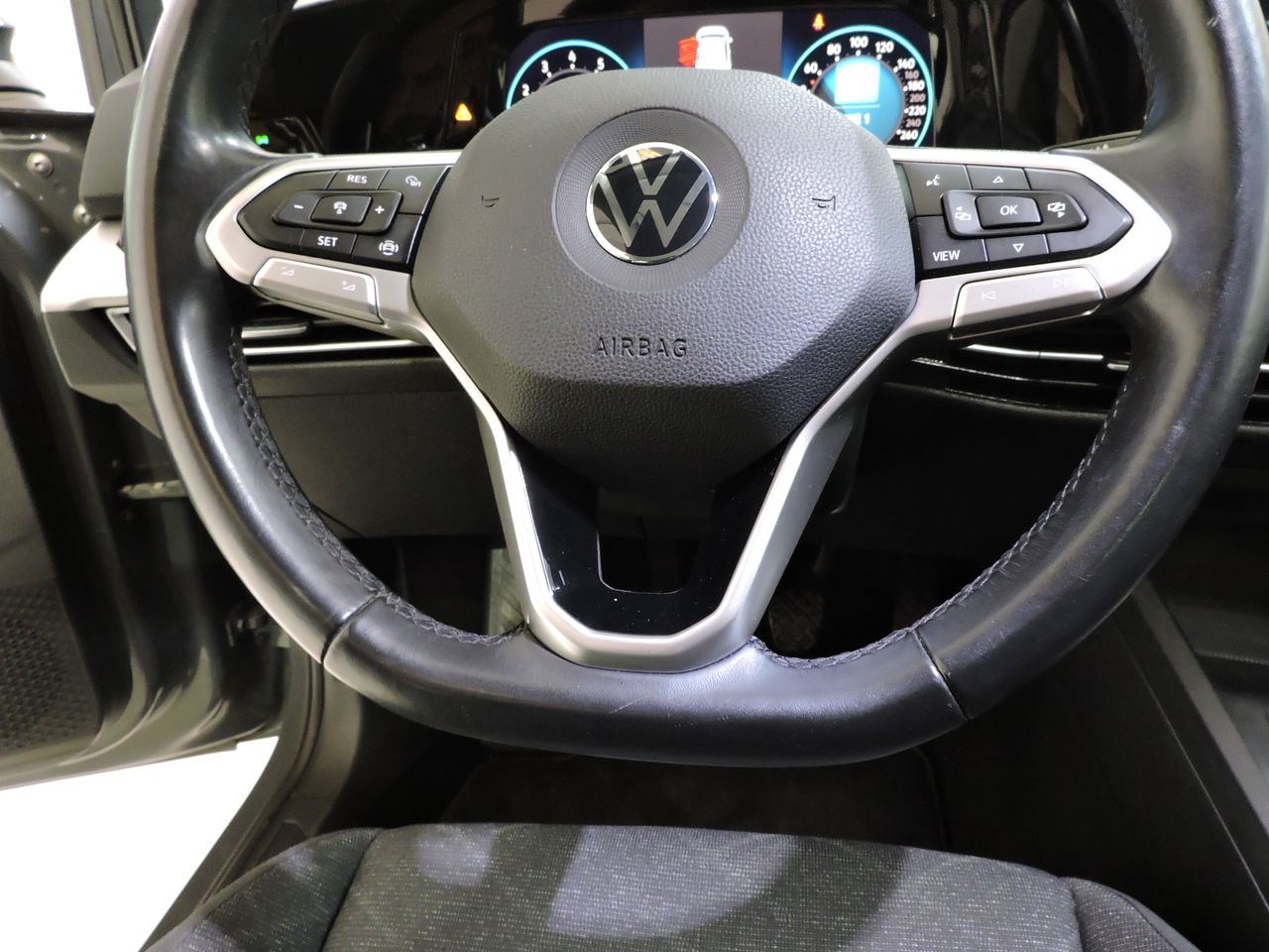 Volkswagen Golf GOLF VIII 1.5 TSI 130cv Life 5p - Foto 12