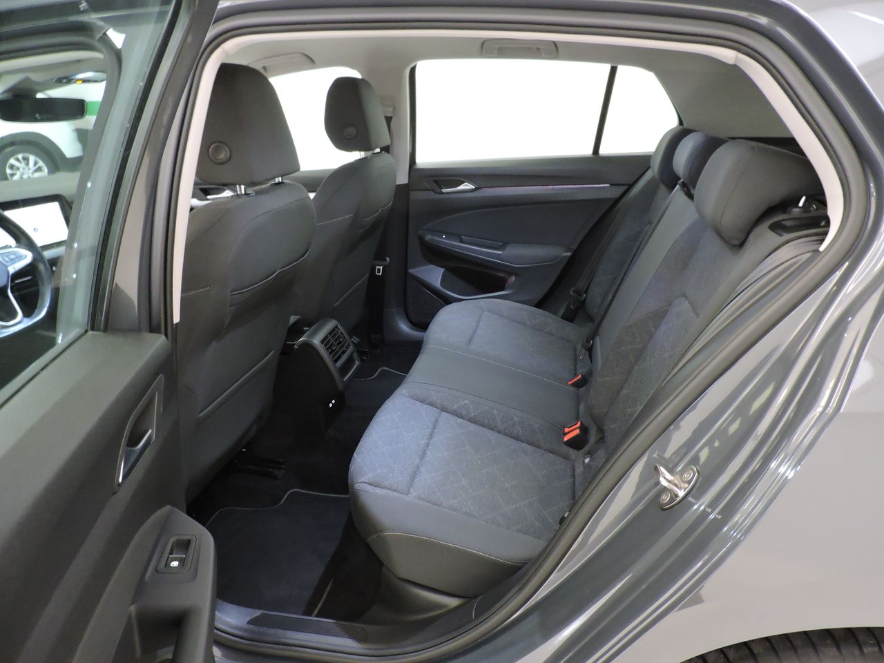 Volkswagen Golf VIII 1.5 TSI 130cv Life 5p - Foto 10